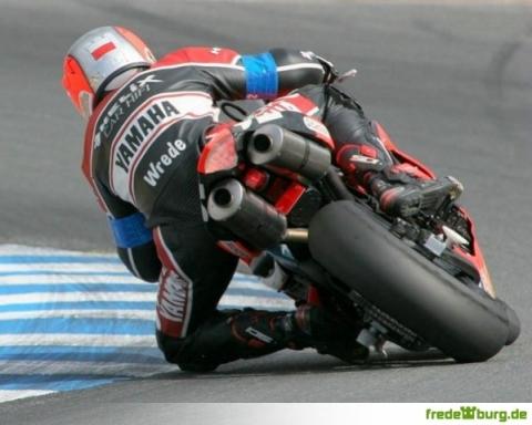 Oliver Wrede #92 Racingteam Hepelmann - (Motorrad, Fahrtechnik, Knie)