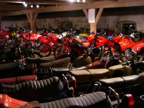 Die "rote Fraktion" - (Deutschland, Motorradmuseum)
