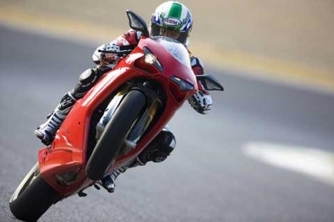 Bilduntertitel eingeben... - (Motorrad, Gewicht, Handling)