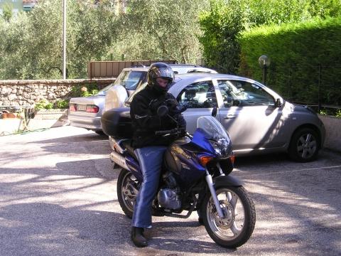 - (Anfängermotorrad)