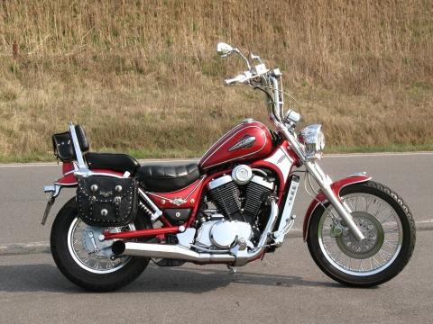 - (Honda, VT1300CX, Honda Fury Konzept)