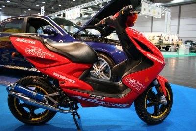 Darf Man In Der Schweiz Mit 16 Jahren Einen 125ccm Fahren Fuhrerschein Roller