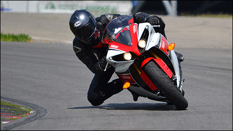 Frontansicht Yamaha R1 - welche Motorräder sehen an der Front ähnlich aus?