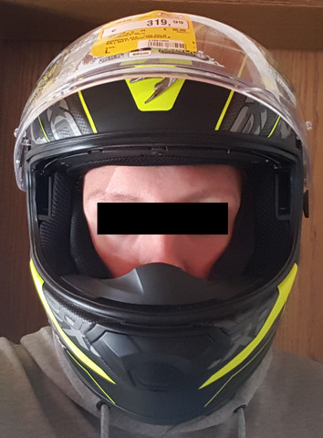Vorne - (Helm, Passform)