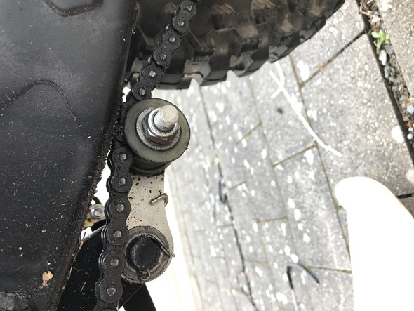 - (Kette, Kettenspanner, Pit bike 125ccm )