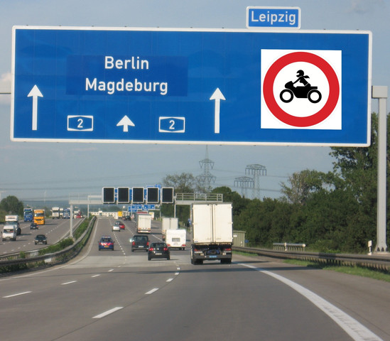 Verbot für Frauen - (berlin, Verkehrsschilder)