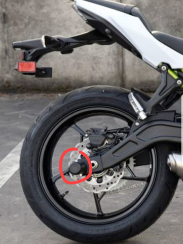 - (Motorrad, Sturz, Hinterrad)