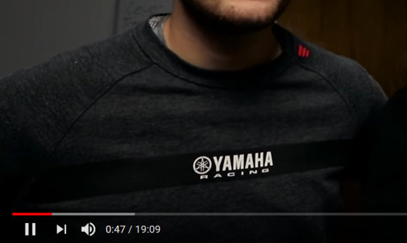 Wo gibts diesen Yamaha-Racing Hoodie?